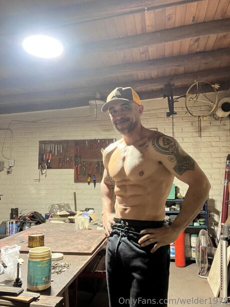 Welder1978 free pornstar pic