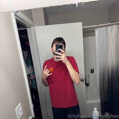 Kylesfree exclusive star pic