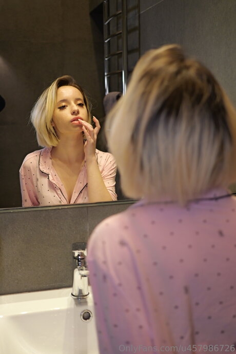 Little Evelyn nice actress photo