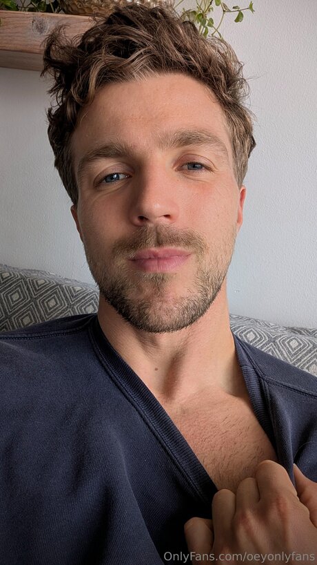 Oeyonlyfans star high quality photos