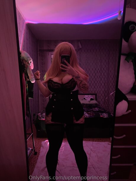 Uptempoprincess free model photo