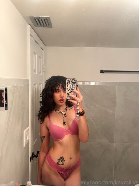 Kaymillys star pornographic pictures