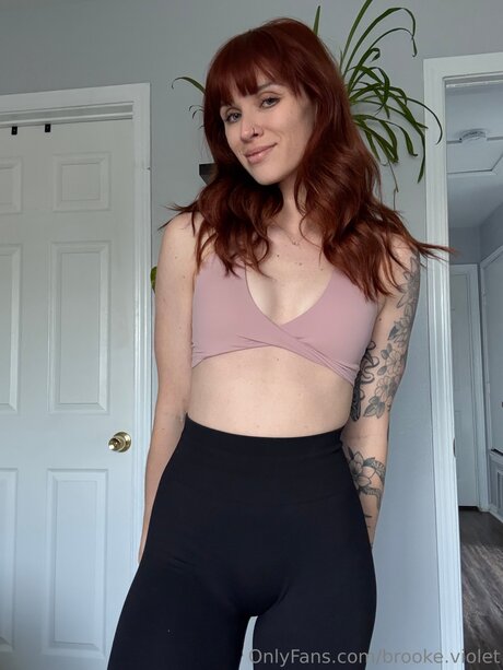 Brooke Violet star perfect photos