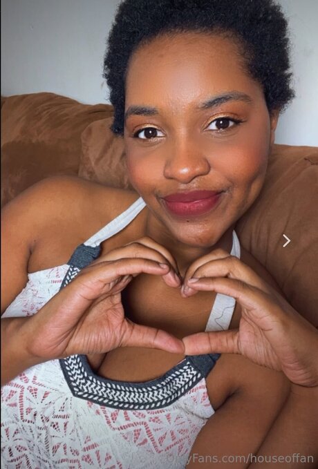 cheerleader nude onlyfans exclusive image