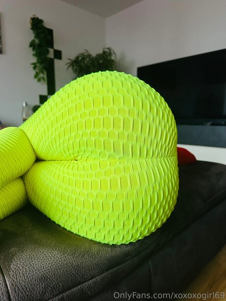 Xoxoxogirl69 pornstar erotic photos