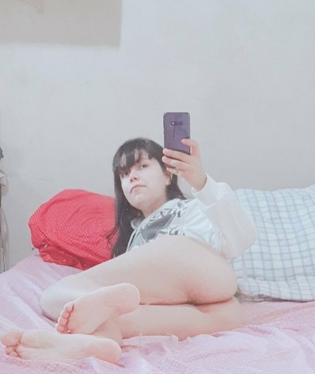 Hanaxlily model xxx pics