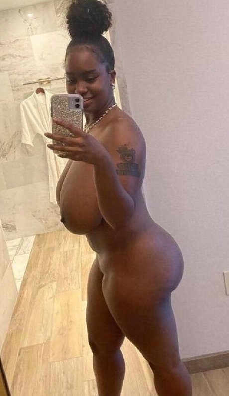 mariyahbleu23 star nude img