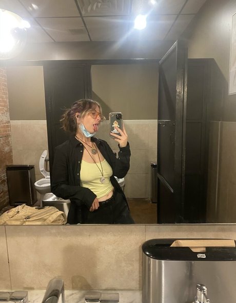 Lucyskyes model best pictures