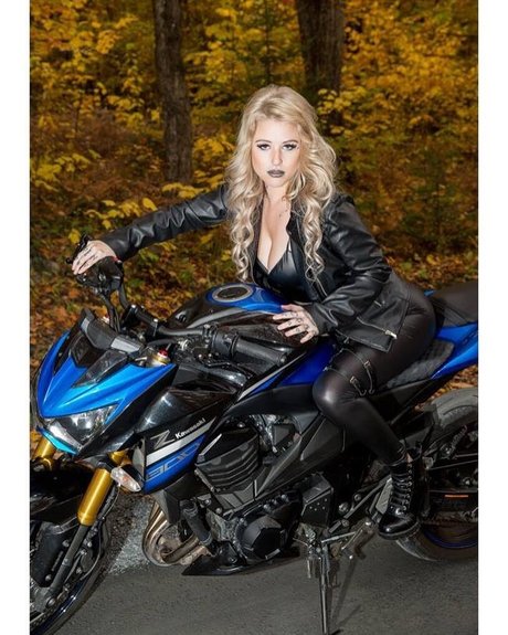 Flash Diamond porn star galleries