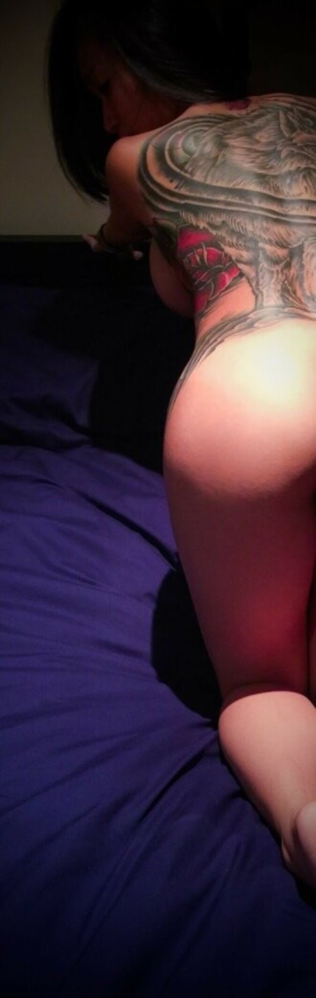 Simpalicety sexy model photo