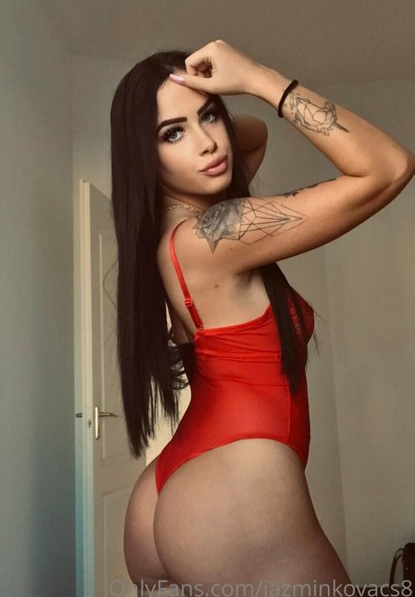 Kovacs Jazmin naked model photo