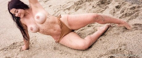 Melaniewood model hot picture