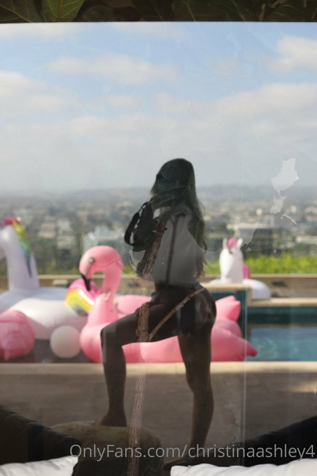 Christina Allen nice model img