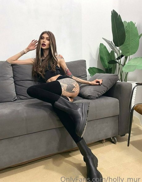 Holly Mur model top archive