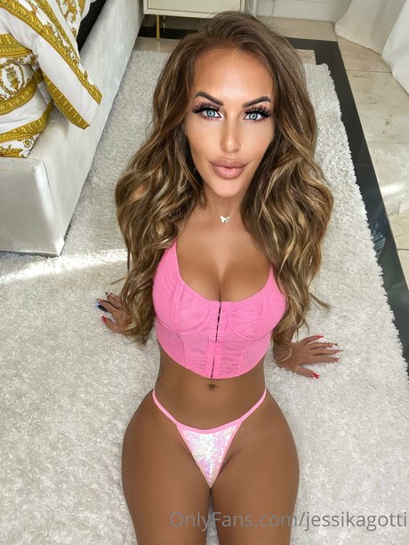 Jessika Gotti model porn photos