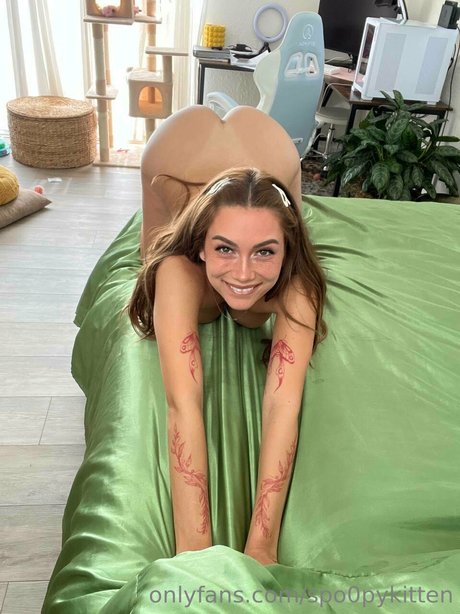 gay onlyfans free naked images