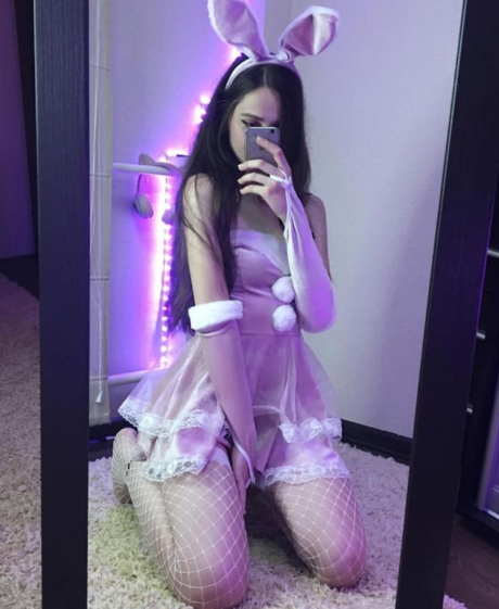 Nyakich exclusive star archive