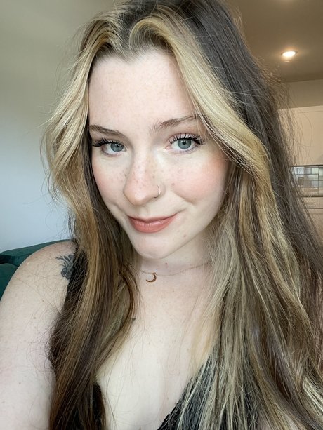 Elfbxby_ star porn image