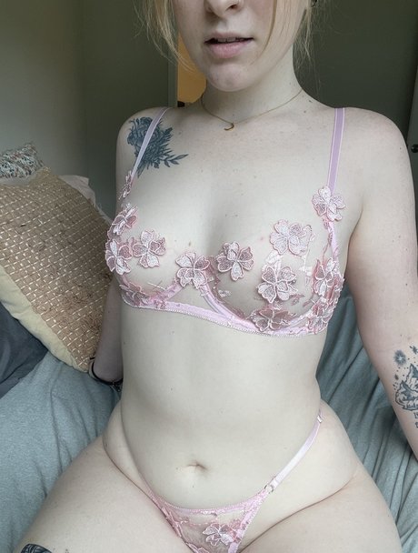 Elfbxby_ xxx star galleries