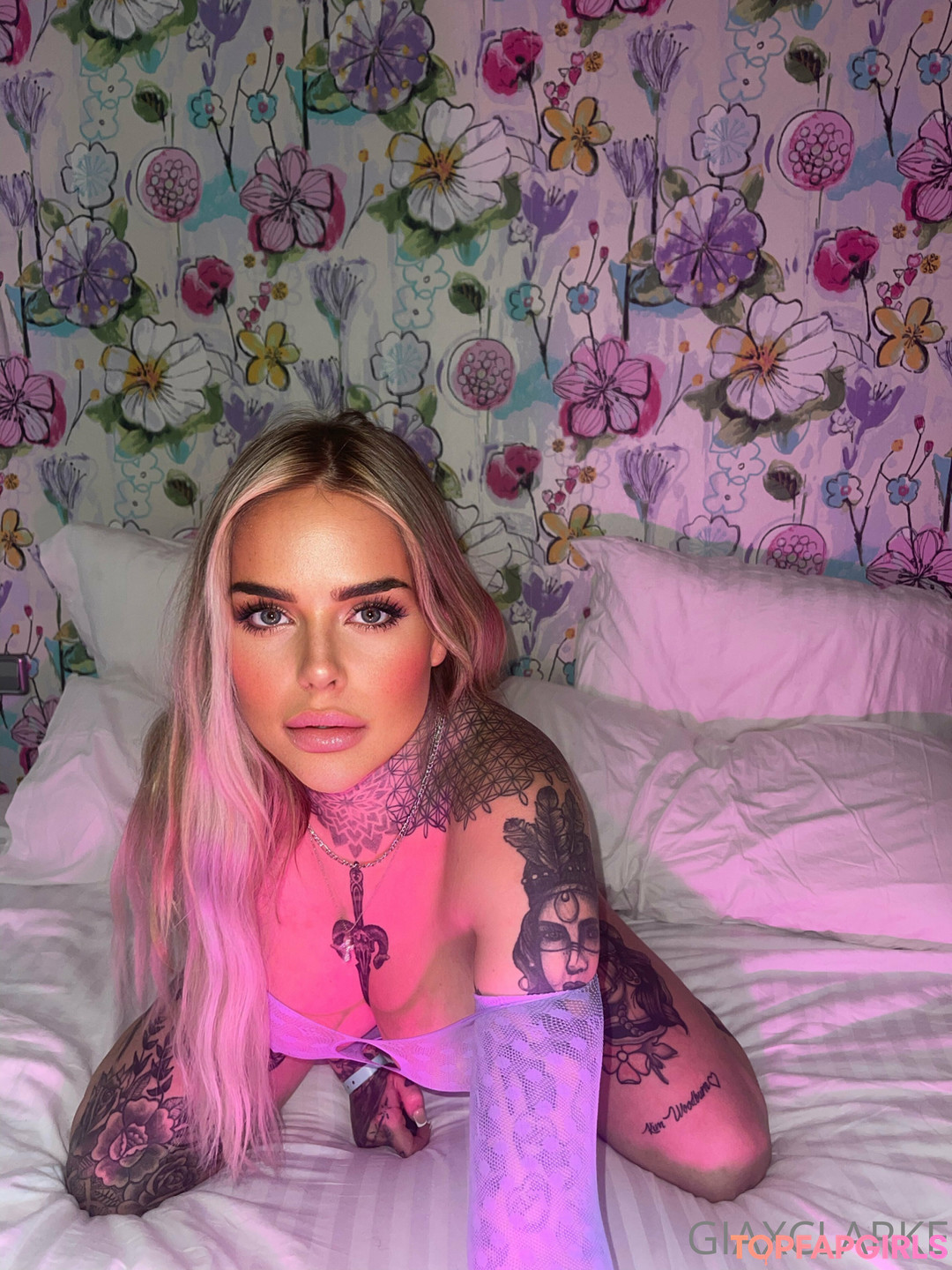 thigh high boots onlyfans xxx pictures