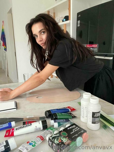 18 year old onlyfans nude photos