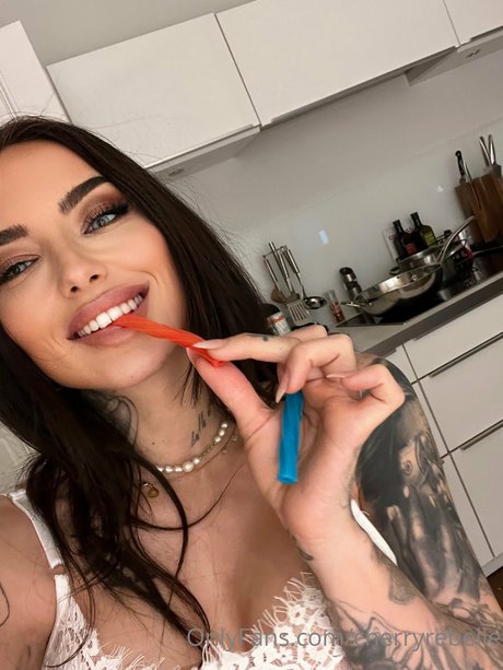 Cherry Rebelle pornstar erotic gallery