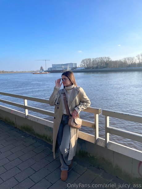 Ariel Juicy Ass adult star picture