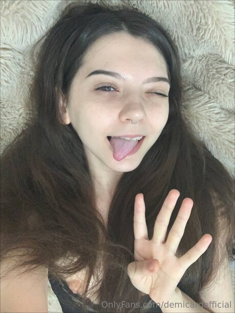 Demicardofficial actress gallery