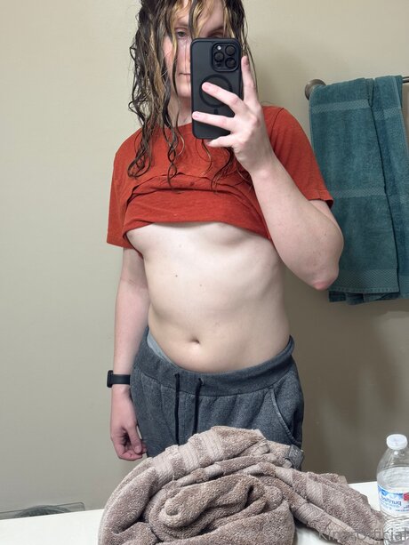 Kinarofficial star sexy pics