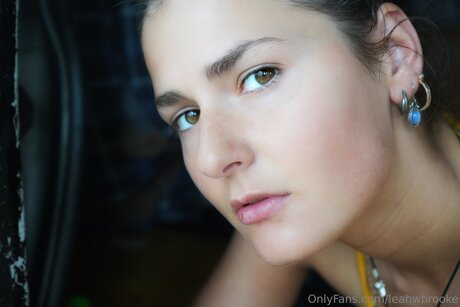 Leahwbrooke pretty model archive