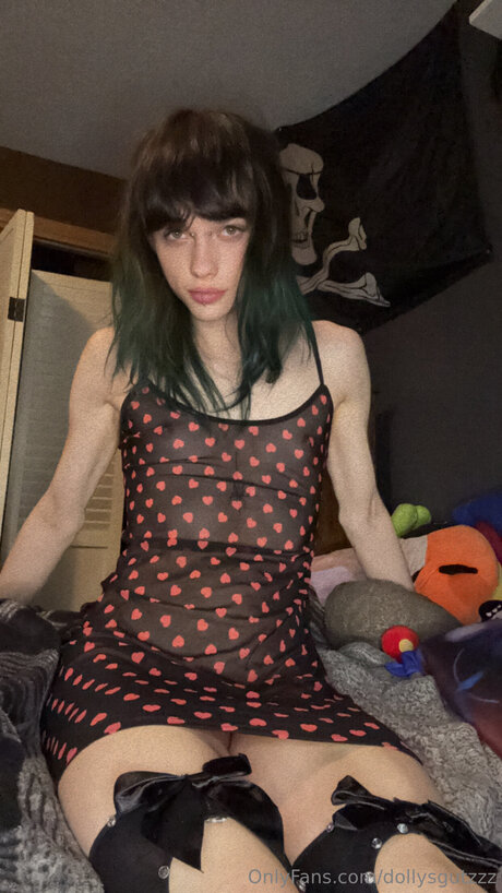 Dollysgutzzz model erotic img