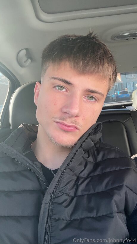 Johnnyfo44 star photo