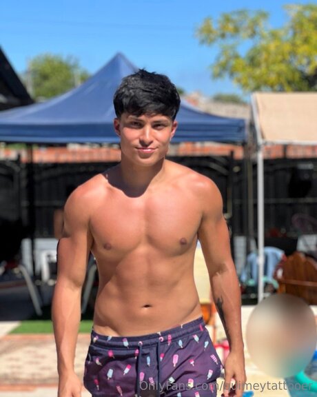 Quimeytattooer model nudes pictures