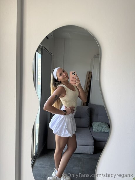 Stacyreganx pornographic star img