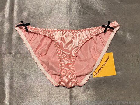 Lenore Leander porn actress pictures