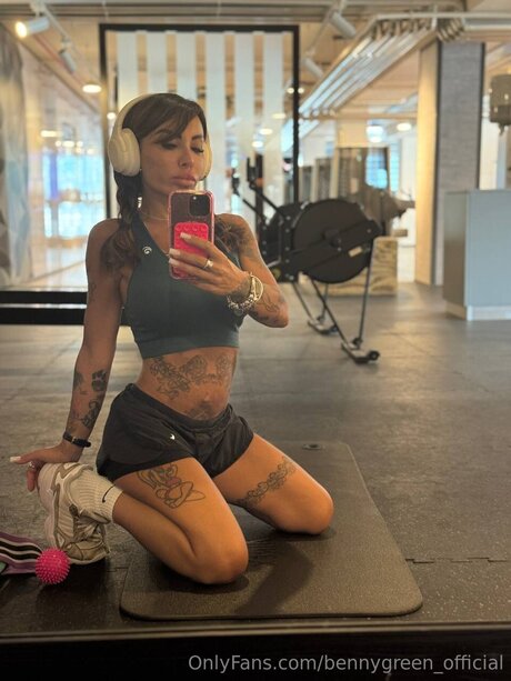 Bennygreen Official model high quality photos