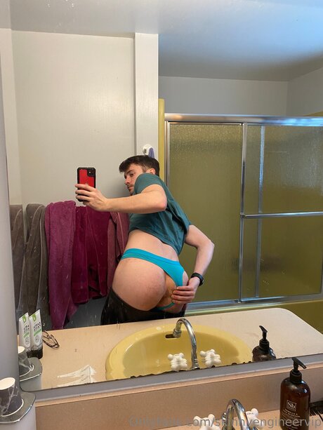 Skinnyengineervip sexy model gallery