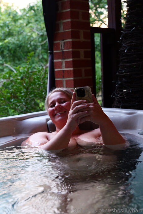 Sheslillyhart model porn pictures