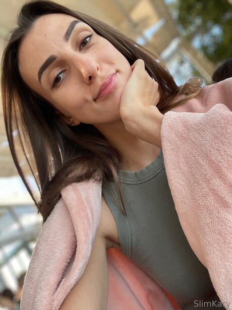 Slimkary nudes pornstar pic