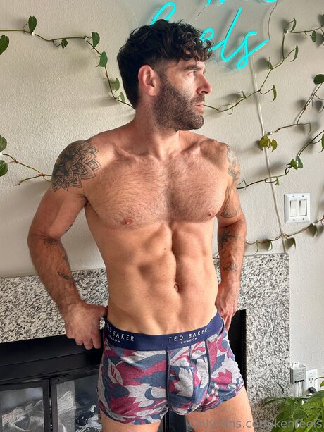 Kenfeels model free images