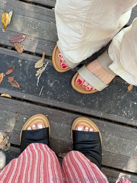 Goddessbanks0991 nude pornstar photo