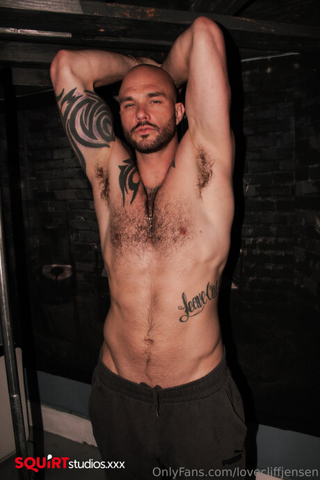 Lovecliffjensen exclusive model photo