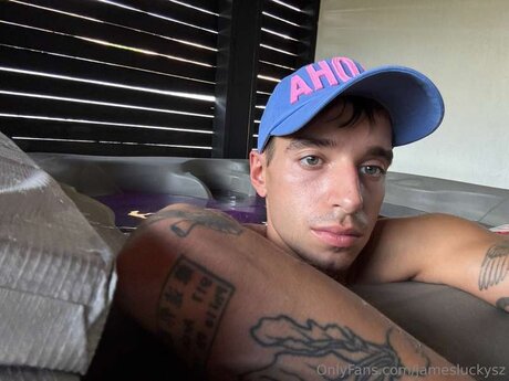 Jamesluckysz erotic model photos