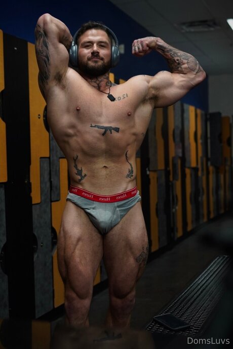 Domsluvz pornstar sex photo