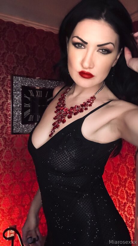 Miarosexxx model sexy img