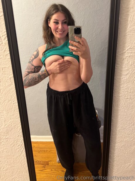 Brittsprettypeach best model image