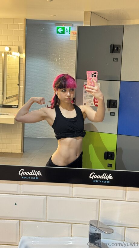 Yuwki top pornstar pics