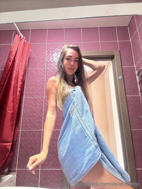 Aria Flame nude model pics