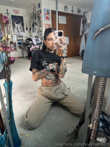 Taylorwhitetv pornstar nice image