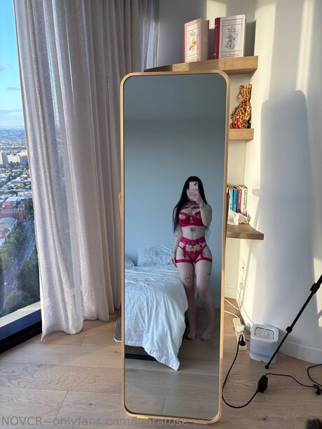 Laararose Profile pic